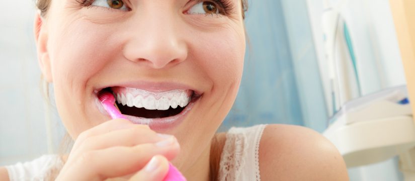 Why Does My Breath Still Stink After Brushing? - Gilbert Dentist